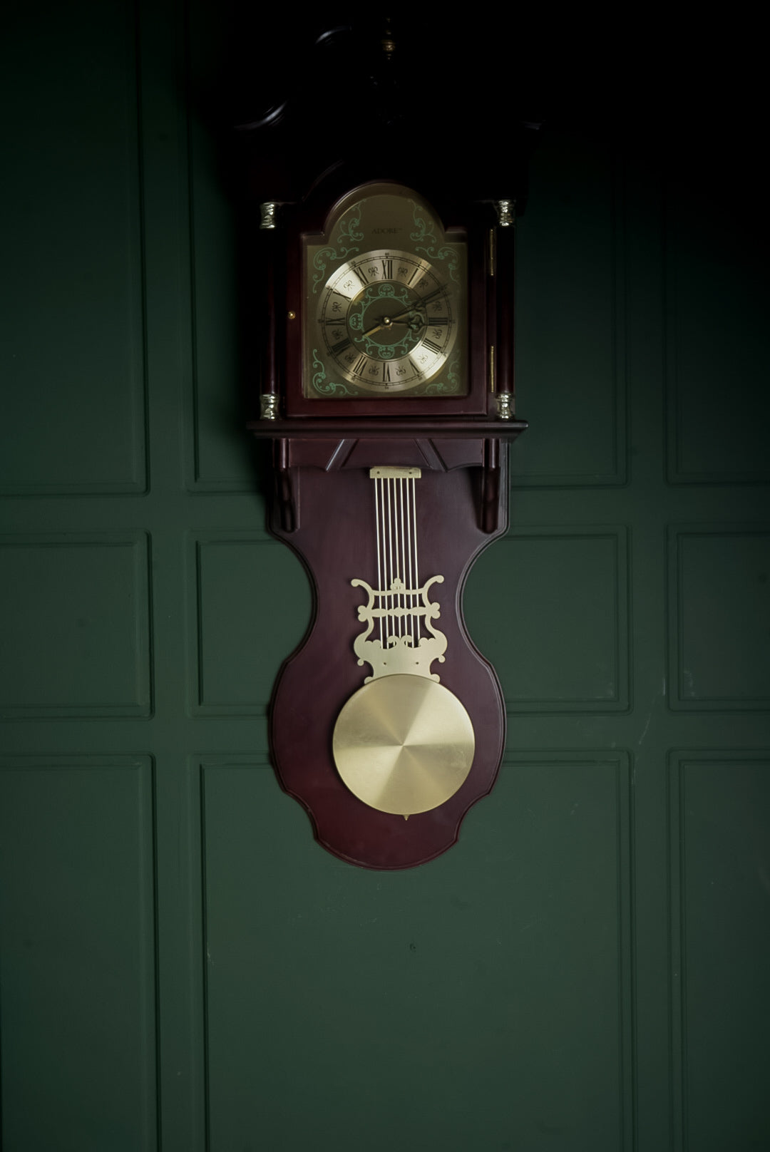 wall clock | ساعة حائط
