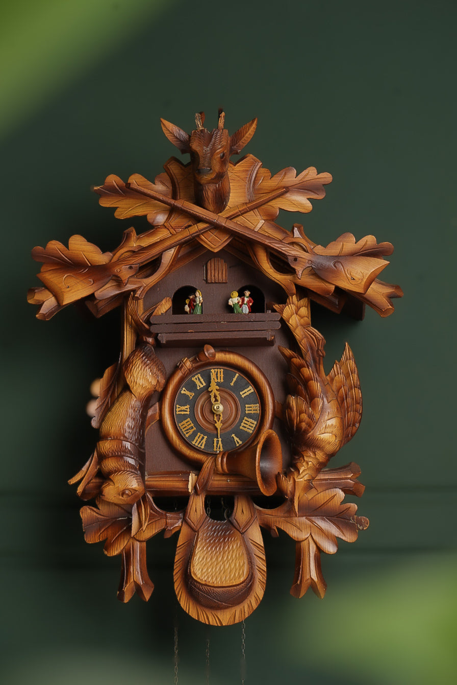 Cucko clock | ساعة كوكو الصياد