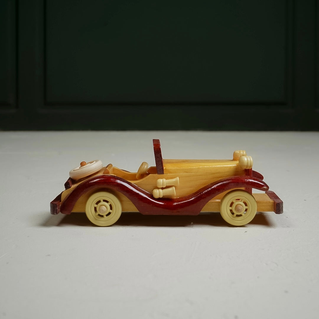مجسم سيارة خشبي | wood car