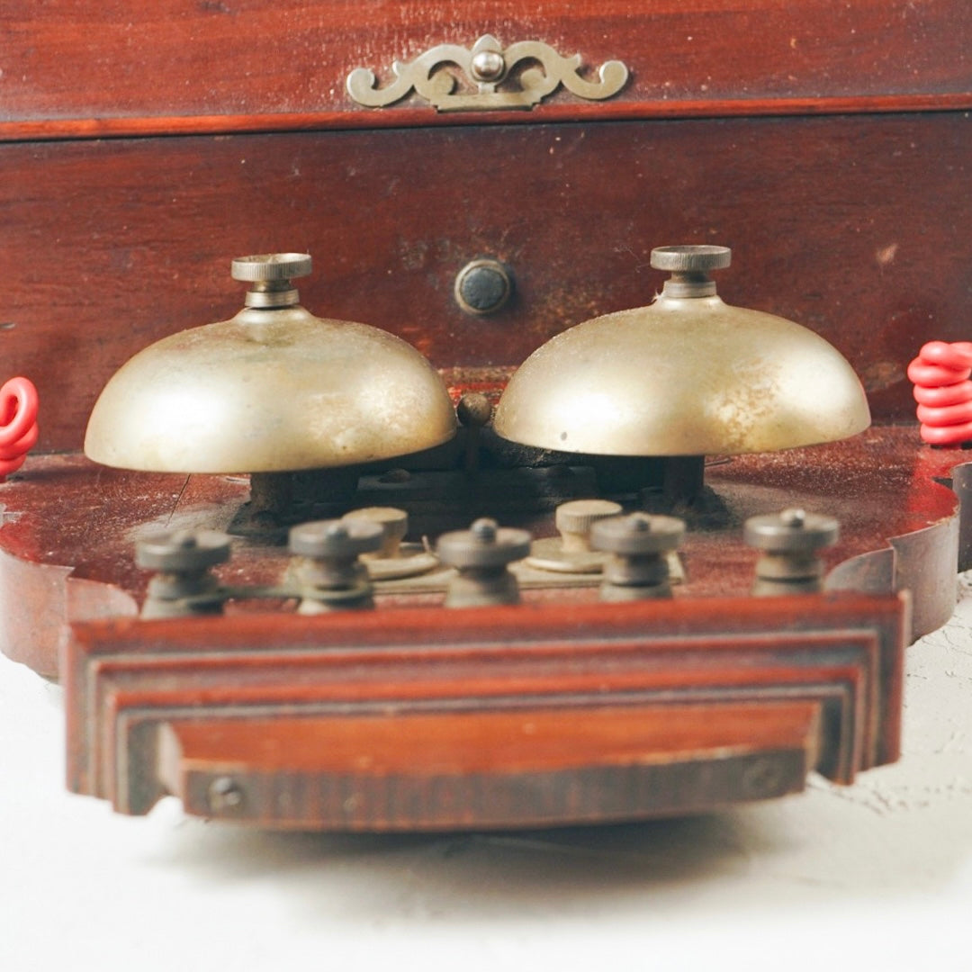 Telephone