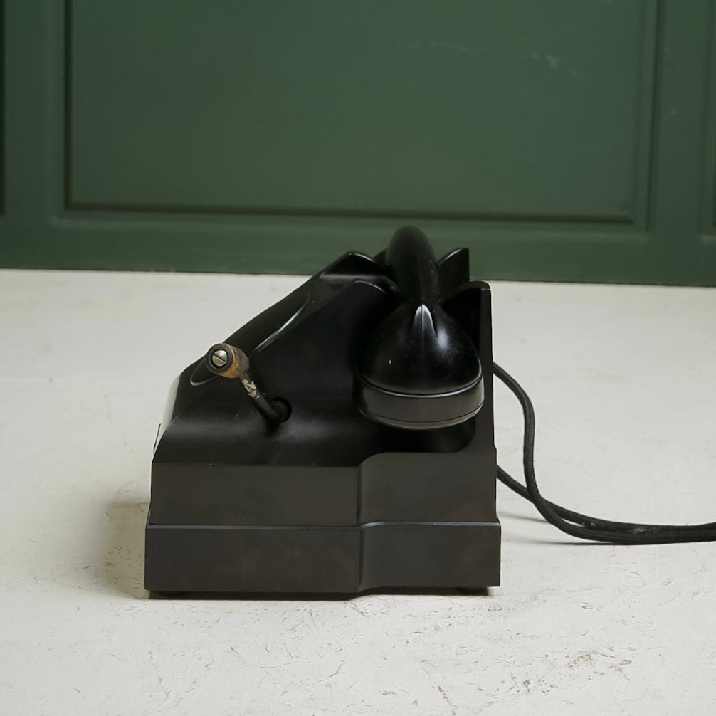 Telephone