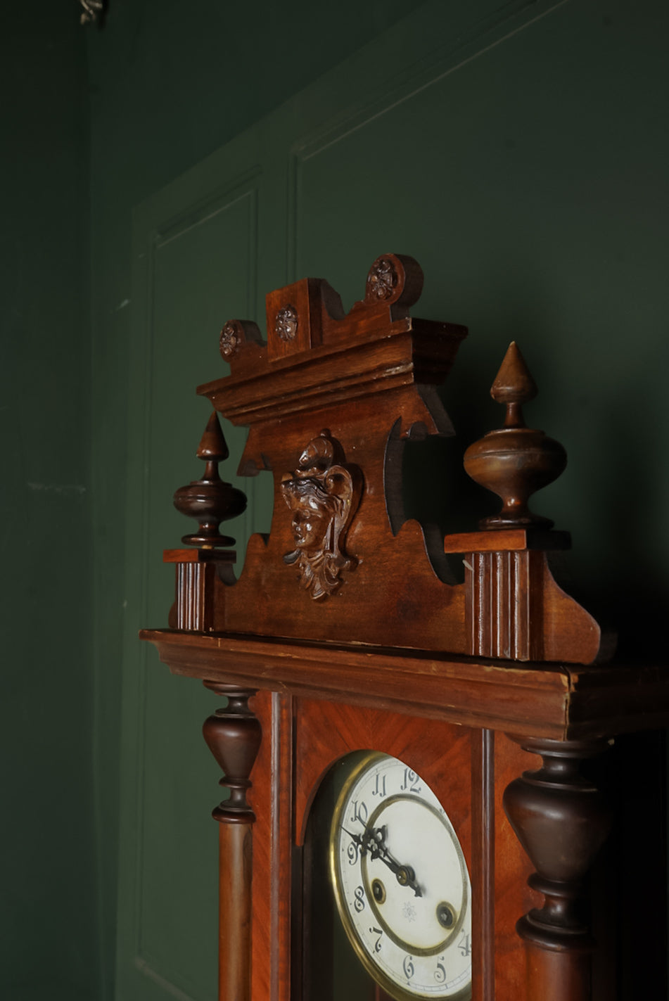 wall clock | ساعة حائط