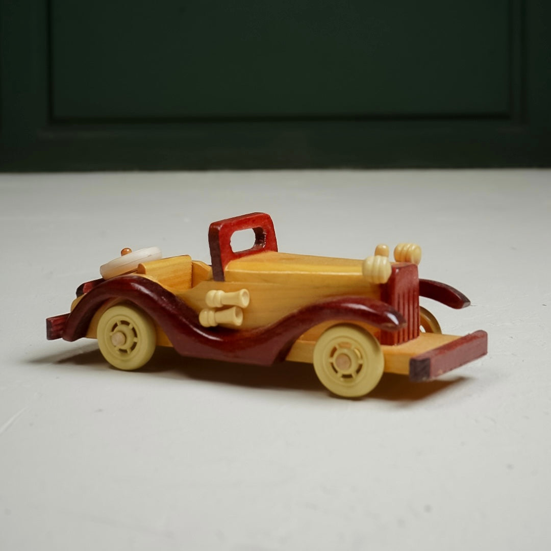 مجسم سيارة خشبي | wood car