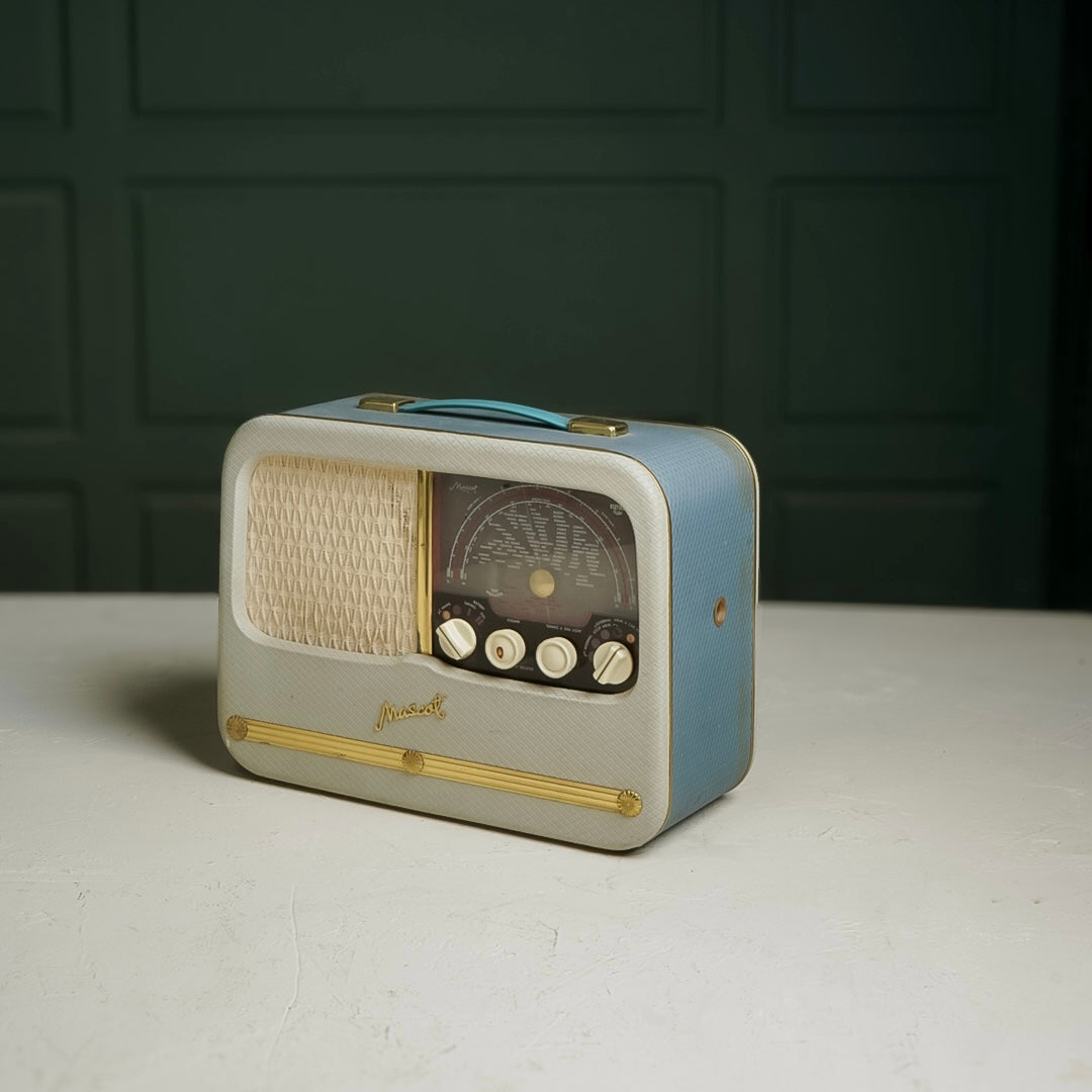 Radio decorations