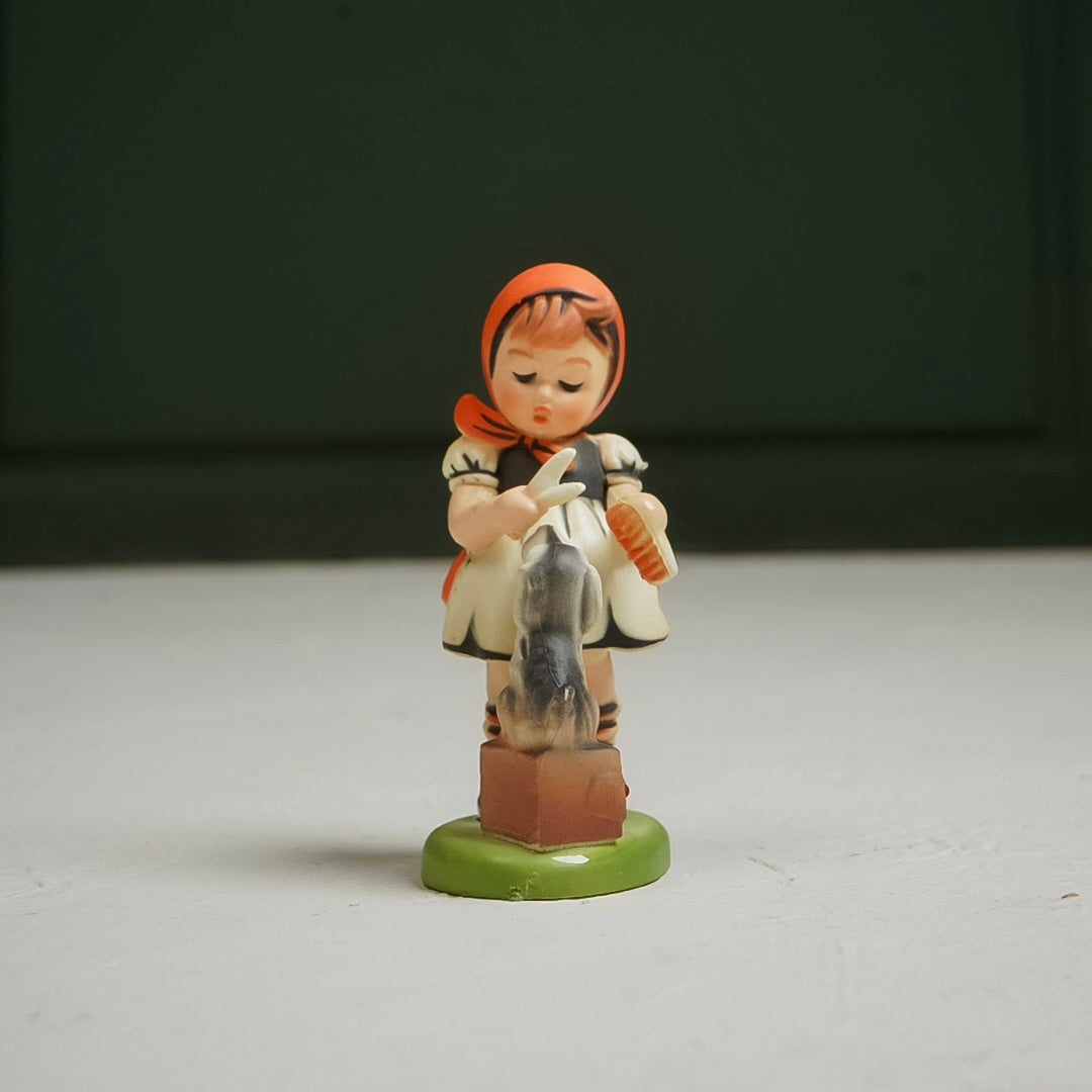 دمية فنتج عمل يدوي Vintage doll l