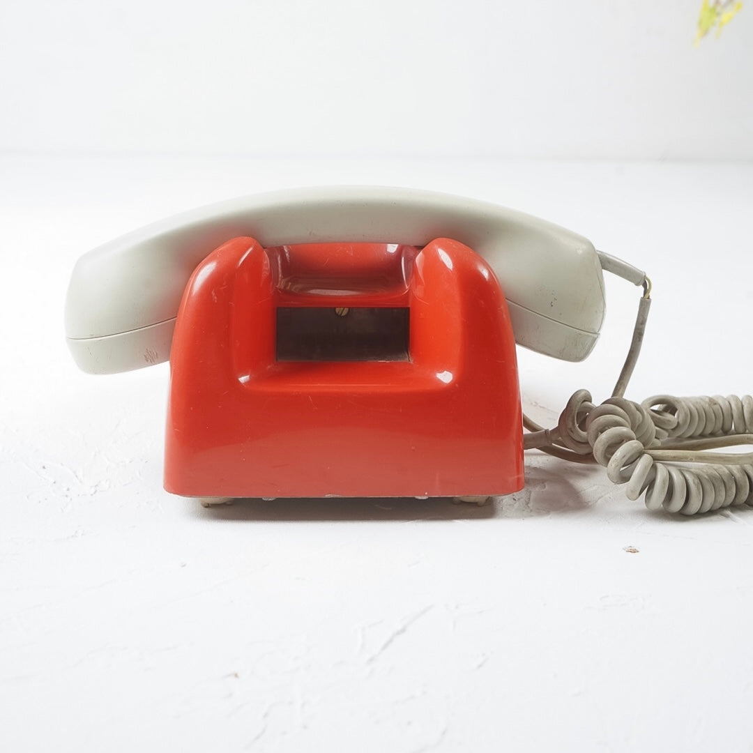 Telephone