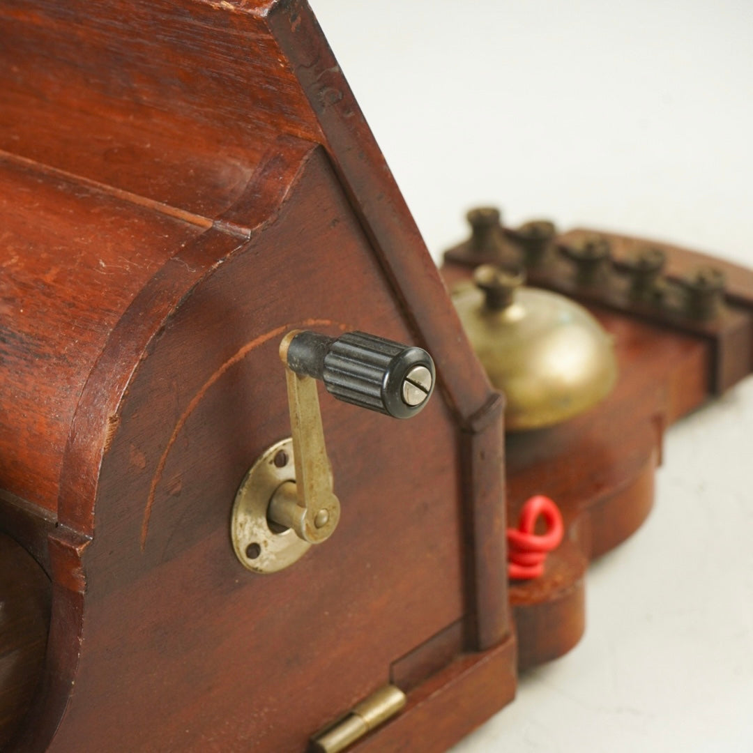Telephone