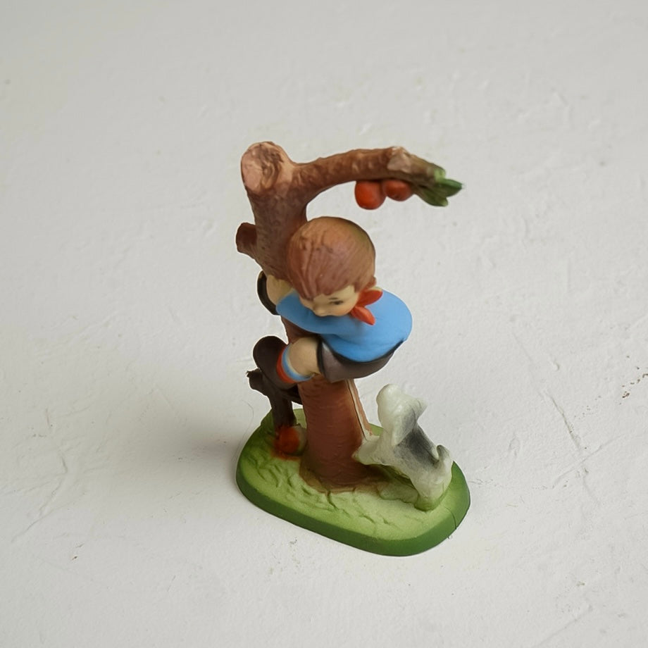 دمية فنتج عمل يدوي Vintage doll l