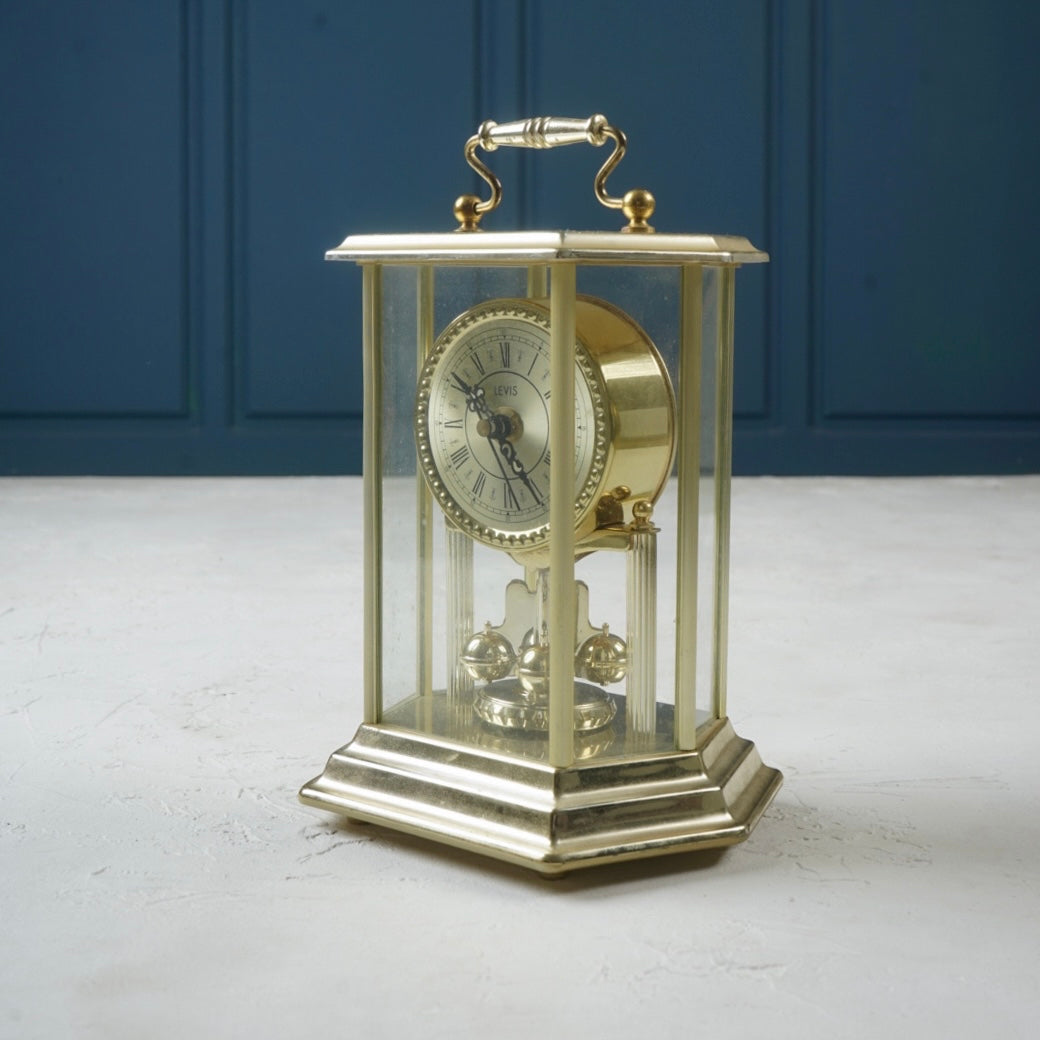 Clock ساعة طاولة
