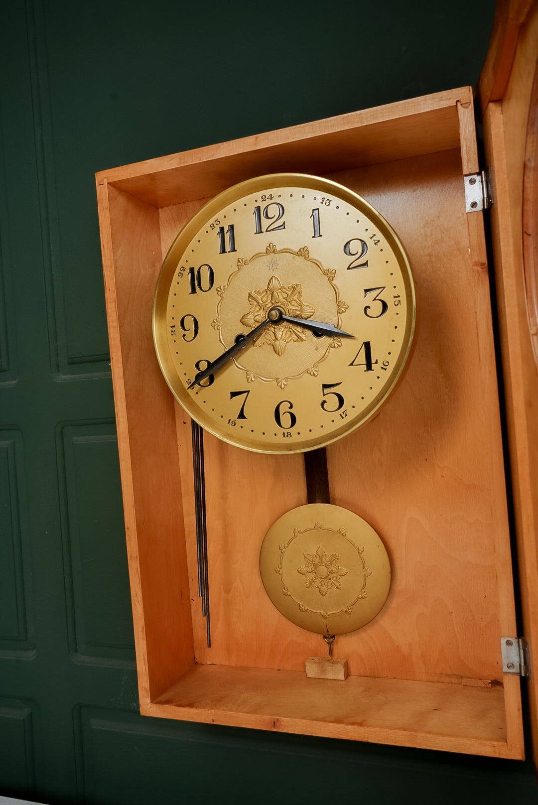 Germany wall clock | ساعة حائط