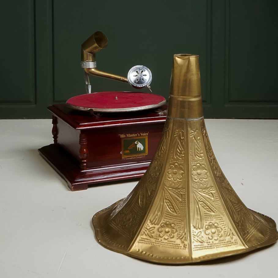 مشغل اسطوانات بشتخته | gramophone