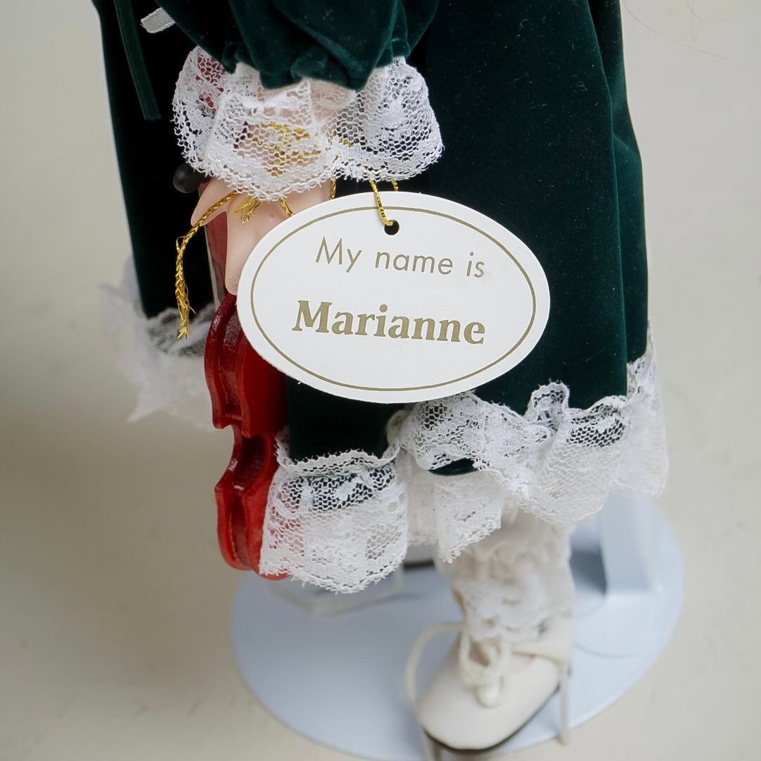دمية بورسلان فنتج Vintage porcelain doll